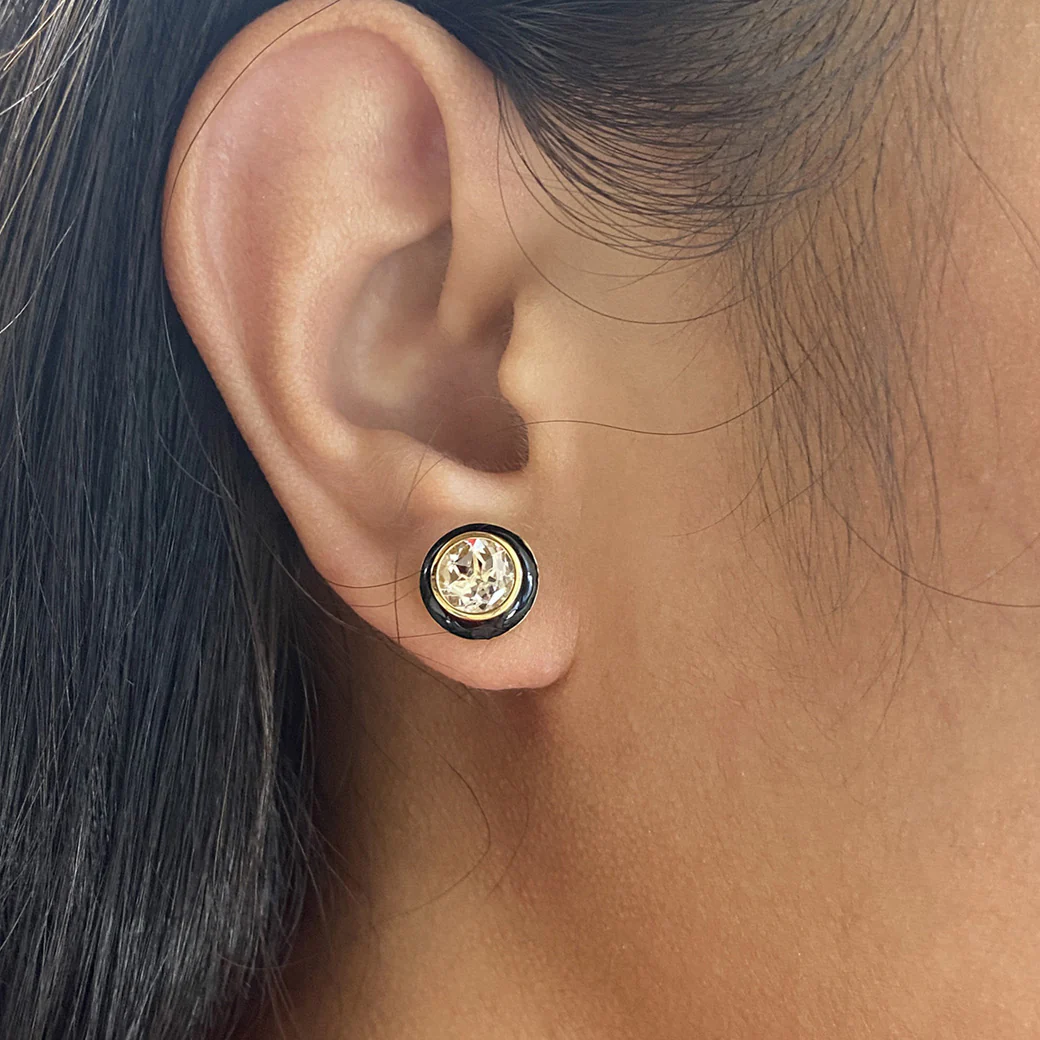 Goshwara Queen Rock Crystal Round Stud Earrings JE0492-RC-ENBLK-Y - Image 3