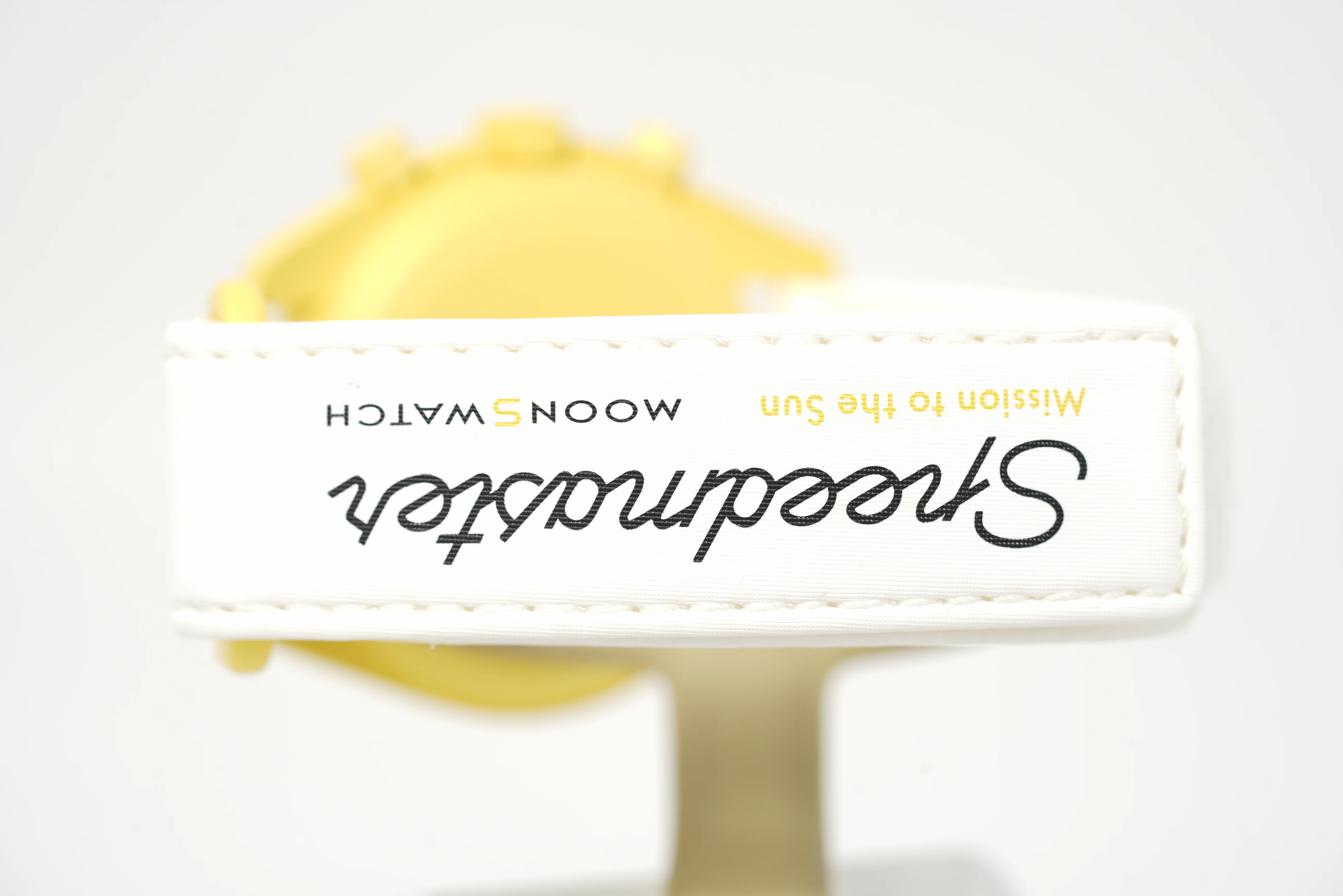 Pre-Owned Swatch x Omega MoonSwatch Mission to the Sun SO33J100 - Image 5